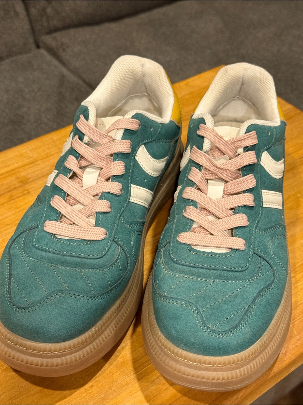 Madden Girl Goalie Platform Sneaker Women Size 7 EUC